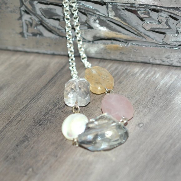 AEO AMERICAN EAGLE OUTFITTERS Muted Silver Chain & Stone Pendants Necklace